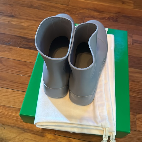 BOTTEGA VENETA RAIN BOOTS - Picture 2 of 8